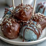 Graduation Cake Pops Gold